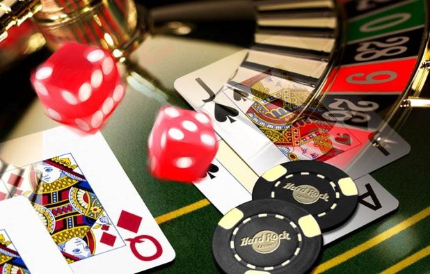 jeux de casino illustration cartes dés jetons roulette